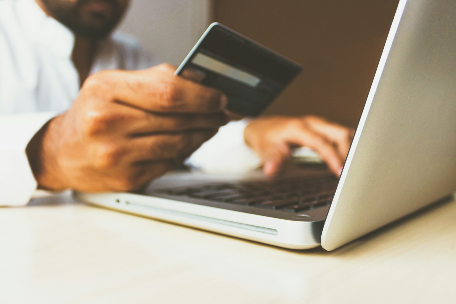 CMF consulta normas de envío de información para intermediarios